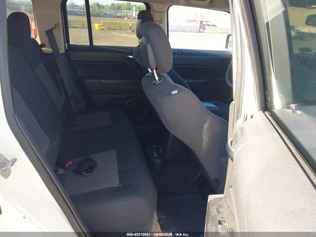 Продаж на аукціоні авто 2017 Jeep Patriot Latitude Fwd, vin: 1C4NJPFA0HD160895, номер лоту: 45319551