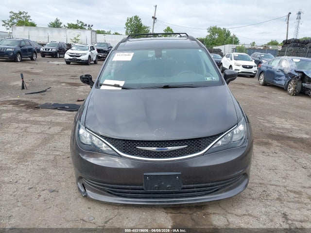 45319606 :رقم المزاد ، 2C4RC1DG1LR151600 vin ، 2020 Chrysler Voyager Lxi مزاد بيع