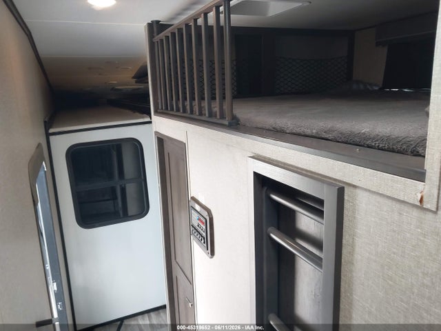 Продажа на аукционе авто 2021 Grand Design Recreat Reflection M-367bhs, vin: 573FR4228M9908423, номер лота: 45319652