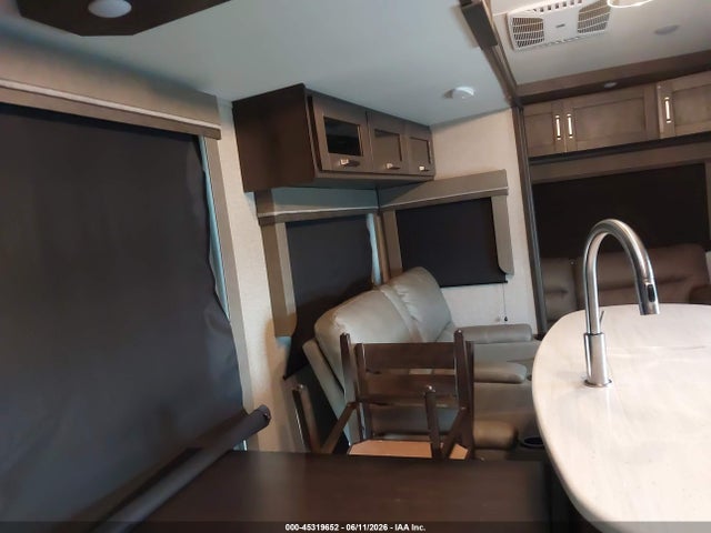 Продажа на аукционе авто 2021 Grand Design Recreat Reflection M-367bhs, vin: 573FR4228M9908423, номер лота: 45319652