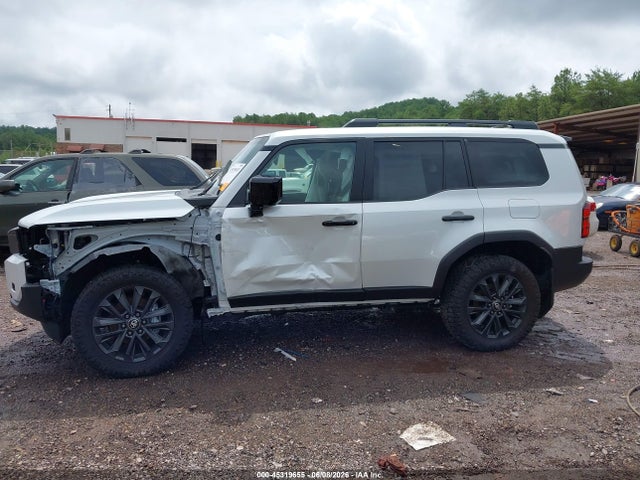 Toyota Land Cruiser 2025 JTEABFAJXS5018449 Image 15