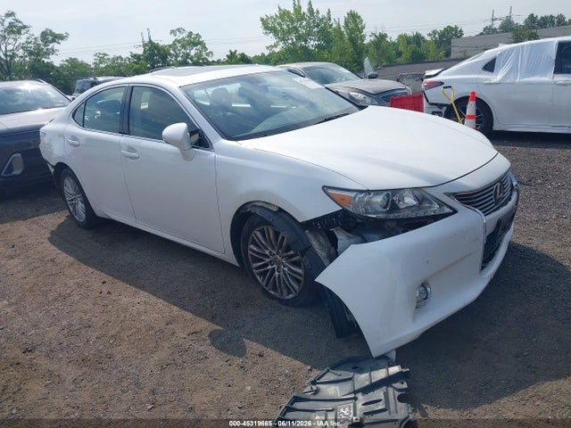 Auction sale of the 2015 Lexus Es 350, vin: JTHBK1GG9F2160952, lot number: 45319665