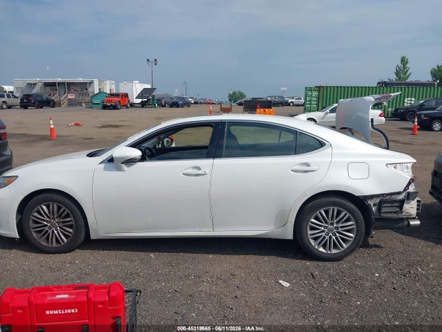 45319665 :رقم المزاد ، JTHBK1GG9F2160952 vin ، 2015 Lexus Es 350 مزاد بيع