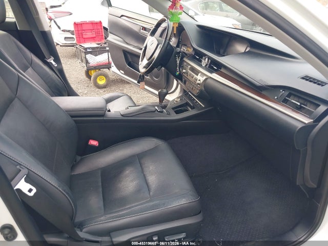 2015 Lexus Es 350 მანქანა იყიდება აუქციონზე, vin: JTHBK1GG9F2160952, აუქციონის ნომერი: 45319665