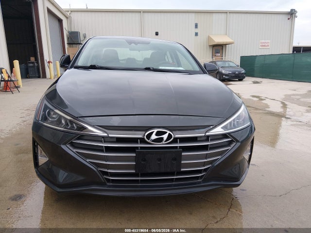 Продажа на аукционе авто 2020 Hyundai Elantra Se, vin: 5NPD74LFXLH601489, номер лота: 45319684