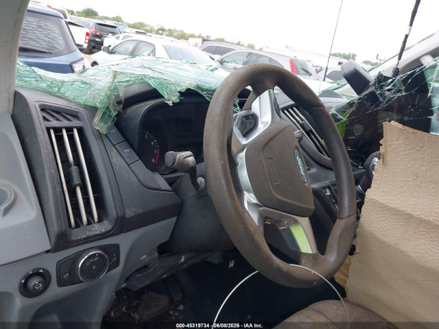 45319734 :رقم المزاد ، 1FTYR2CMXJKA67407 vin ، 2018 Ford Transit-250 مزاد بيع