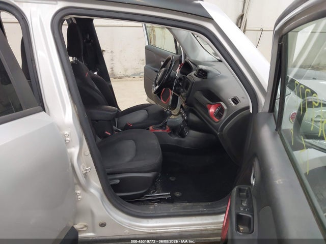 Aukcja sprzedaży 2015 Jeep Renegade Trailhawk, vin: ZACCJBCT7FPB88921, numer aukcji: 45319772