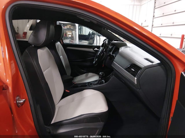 2019 Volkswagen Jetta 1.4t R-line/1.4t S/1.4t Se მანქანა იყიდება აუქციონზე, vin: 3VWC57BU8KM054618, აუქციონის ნომერი: 45319775