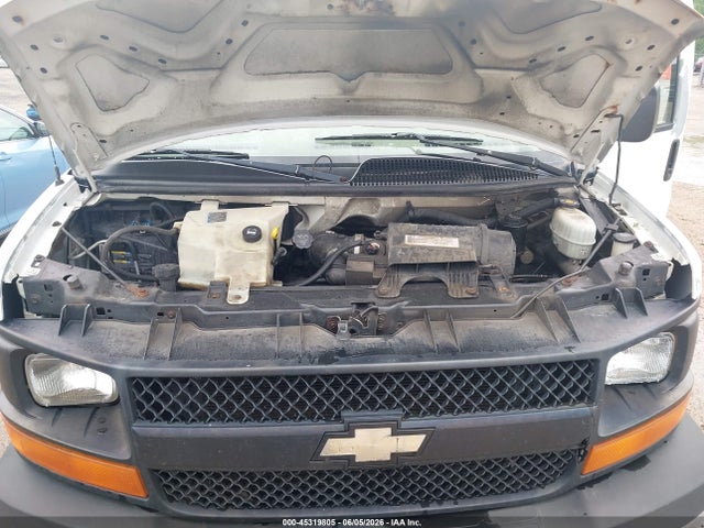 45319805 :رقم المزاد ، 1GCHG35V571186918 vin ، 2007 Chevrolet Express Cargo Van Work Van مزاد بيع