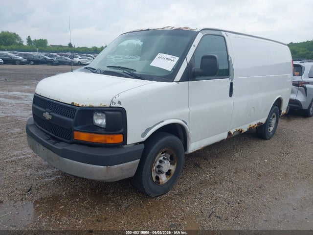 45319805 :رقم المزاد ، 1GCHG35V571186918 vin ، 2007 Chevrolet Express Cargo Van Work Van مزاد بيع