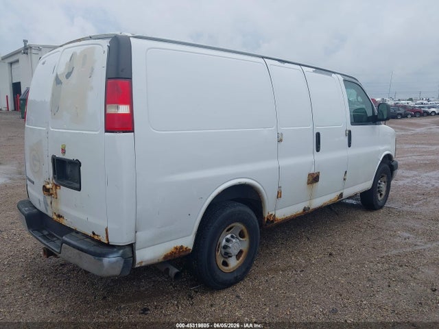 45319805 :رقم المزاد ، 1GCHG35V571186918 vin ، 2007 Chevrolet Express Cargo Van Work Van مزاد بيع