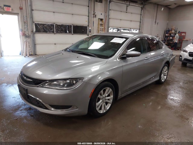 45319869 :رقم المزاد ، 1C3CCCAB2FN729509 vin ، 2015 Chrysler 200 Limited مزاد بيع