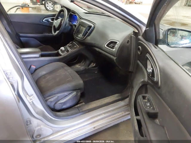 45319869 :رقم المزاد ، 1C3CCCAB2FN729509 vin ، 2015 Chrysler 200 Limited مزاد بيع