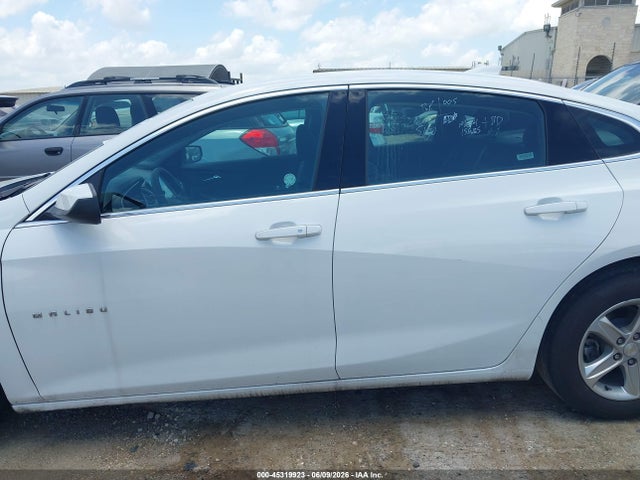 1G1ZD5ST3PF206459 Chevrolet Malibu Fwd 1lt