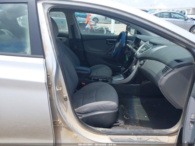 45319941 :رقم المزاد ، 5NPDH4AEXBH023187 vin ، 2011 Hyundai Elantra Gls مزاد بيع