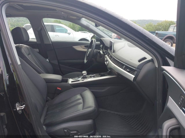 45319958 :رقم المزاد ، WAUENAF40HN045653 vin ، 2017 Audi A4 2.0t Premium مزاد بيع