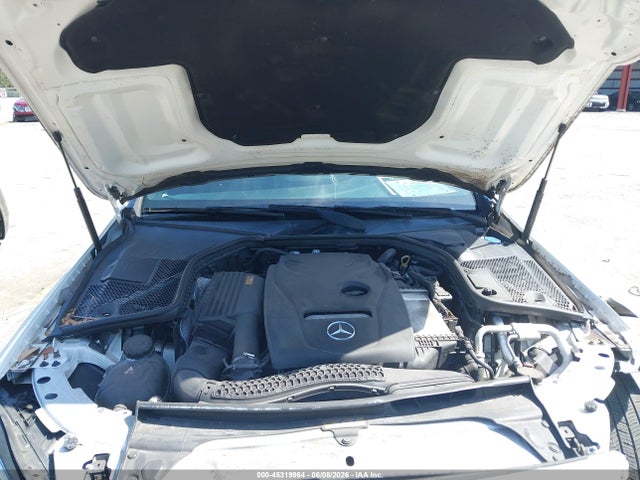 Продаж на аукціоні авто 2018 Mercedes-benz C 300, vin: 55SWF4JB2JU275760, номер лоту: 45319964