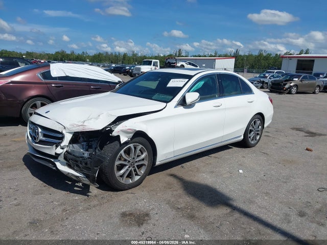 Продаж на аукціоні авто 2018 Mercedes-benz C 300, vin: 55SWF4JB2JU275760, номер лоту: 45319964
