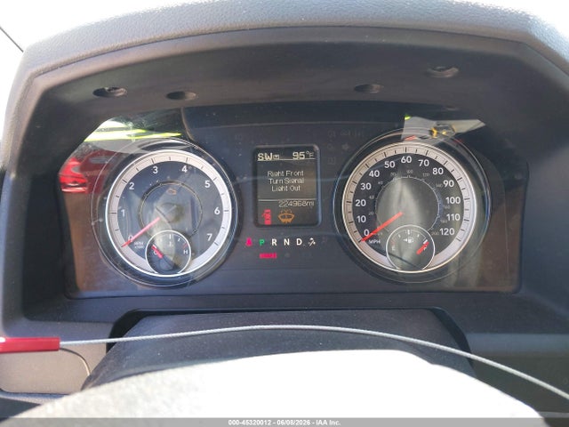 45320012 :رقم المزاد ، 1C6RR7FT0KS514209 vin ، 2019 Ram 1500 Classic Tradesman  4x4 6'4 Box مزاد بيع