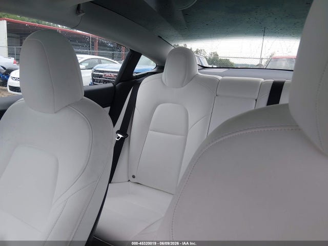 45320019 :رقم المزاد ، 5YJ3E1EB7MF903333 vin ، 2021 Tesla Model 3 Long Range مزاد بيع
