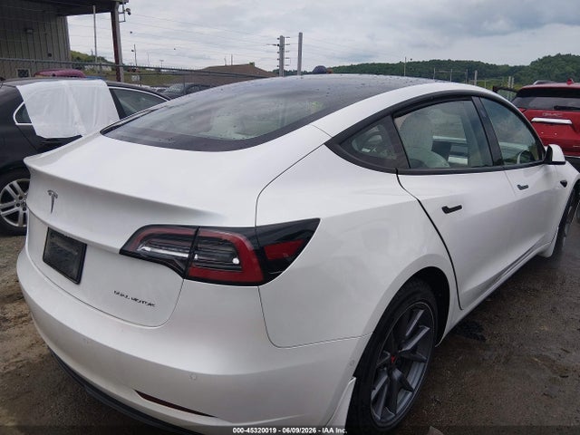 45320019 :رقم المزاد ، 5YJ3E1EB7MF903333 vin ، 2021 Tesla Model 3 Long Range مزاد بيع