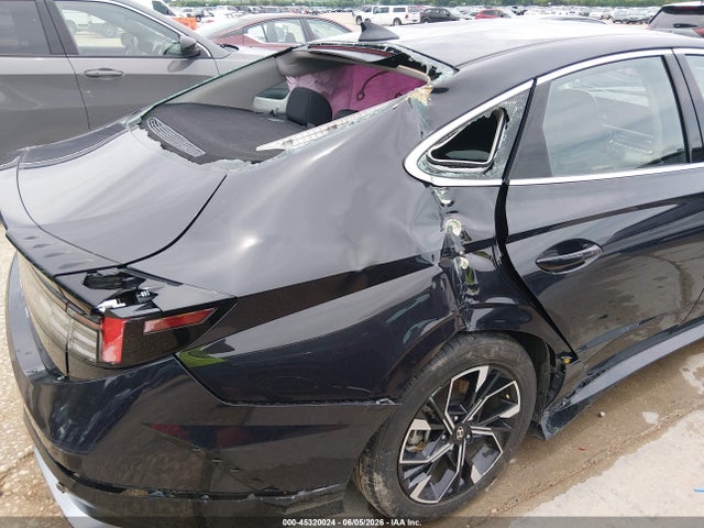 Hyundai SONATA SEL 2025 KMHL64JAXSA454730 Image 16