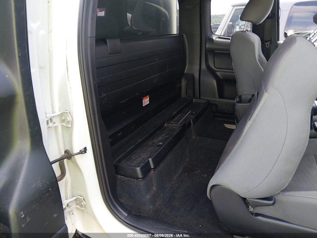 45320057 :رقم المزاد ، 3TYRX5GN8MT005794 vin ، 2021 Toyota Tacoma Sr مزاد بيع