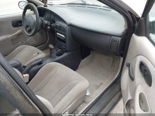 45320089 :رقم المزاد ، 1G8ZK5273YZ183730 vin ، 2000 Saturn Sl2 مزاد بيع