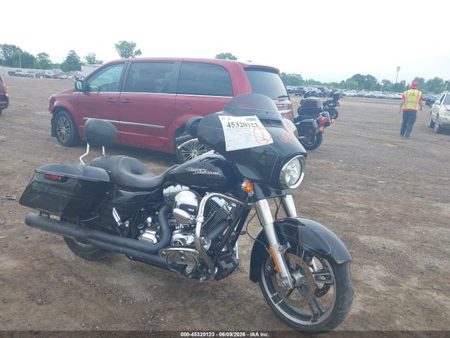 45320123 :رقم المزاد ، 1HD1KRM14FB603423 vin ، 2015 Harley-davidson Flhxs Street Glide Special مزاد بيع