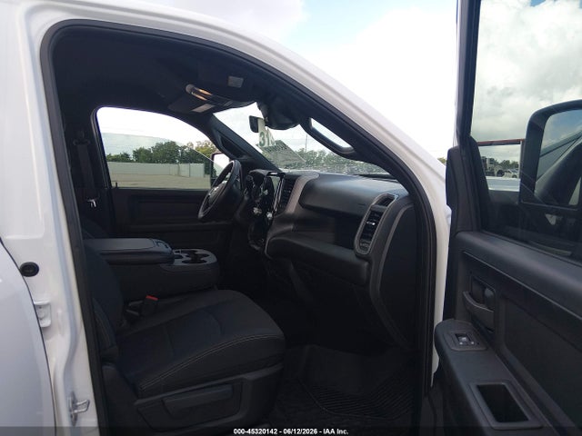 Продаж на аукціоні авто 2026 Ram 2500 Tradesman  4x4 6'4 Box, vin: 3C6UR5CJ5TG173058, номер лоту: 45320142