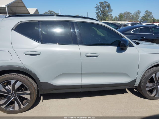 Volvo Xc40 B5 Ultimate Dark Theme 2024 YV4L12UM8R2336240 Image 14