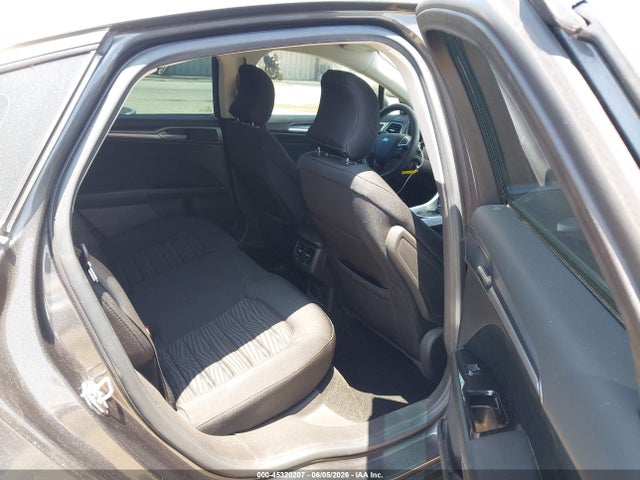 3FA6P0HD6GR385996 Ford FUSION SE