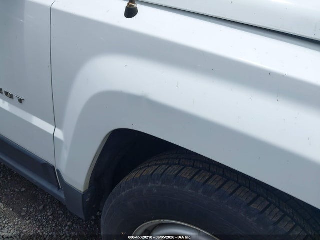 45320210 :رقم المزاد ، 1C4NJPBA6ED774948 vin ، 2014 Jeep Patriot Sport مزاد بيع