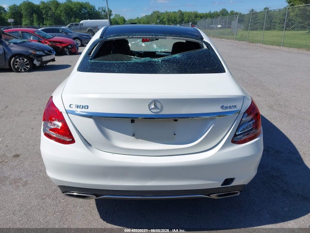 2015 Mercedes-benz C 300 4matic მანქანა იყიდება აუქციონზე, vin: 55SWF4KB3FU083124, აუქციონის ნომერი: 45320221