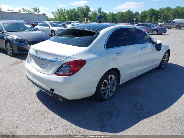 2015 Mercedes-benz C 300 4matic მანქანა იყიდება აუქციონზე, vin: 55SWF4KB3FU083124, აუქციონის ნომერი: 45320221