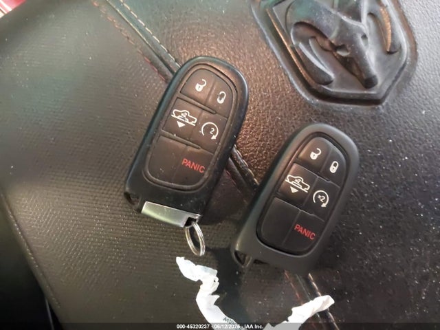 45320237 :رقم المزاد ، 1C6RR7YT1JS234830 vin ، 2018 Ram 1500 Rebel  4x4 5'7 Box مزاد بيع
