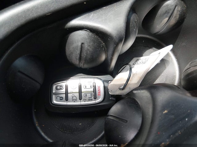 2025 Chrysler Pacifica Select მანქანა იყიდება აუქციონზე, vin: 2C4RC1BG6SR612100, აუქციონის ნომერი: 45320250