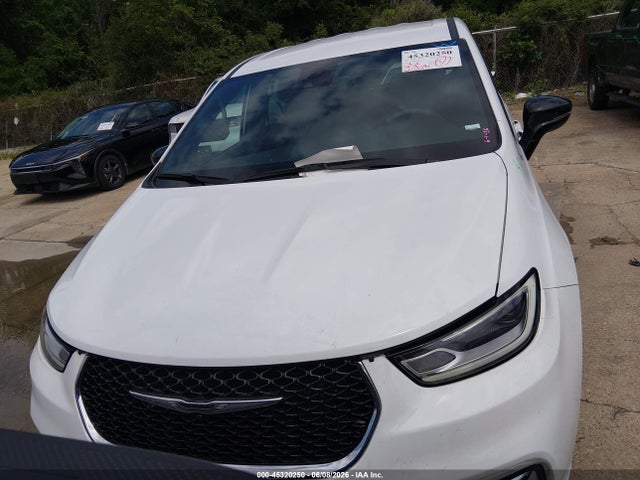 2025 Chrysler Pacifica Select მანქანა იყიდება აუქციონზე, vin: 2C4RC1BG6SR612100, აუქციონის ნომერი: 45320250