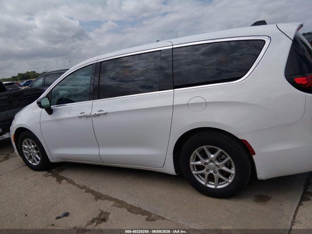 2025 Chrysler Pacifica Select მანქანა იყიდება აუქციონზე, vin: 2C4RC1BG6SR612100, აუქციონის ნომერი: 45320250