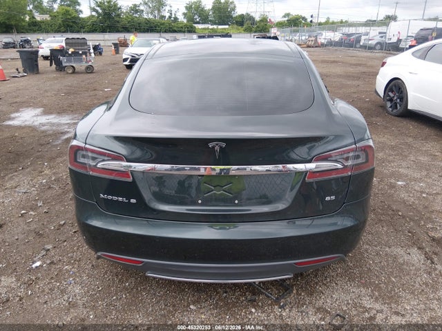 Tesla Model S P85 2014 5YJSA1H18EFP66091 Image 16