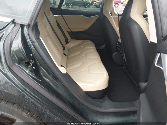 Tesla Model S P85 2014 5YJSA1H18EFP66091 Image 8