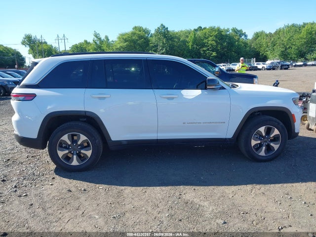 Продаж на аукціоні авто 2024 Jeep Grand Cherokee 4xe, vin: 1C4RJYB6XR8611687, номер лоту: 45320257
