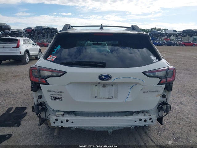 45320272 :رقم المزاد ، 4S4BTADC0M3121489 vin ، 2021 Subaru Outback Premium مزاد بيع