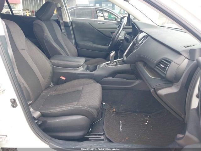 45320272 :رقم المزاد ، 4S4BTADC0M3121489 vin ، 2021 Subaru Outback Premium مزاد بيع