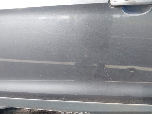 45320300 :رقم المزاد ، 1FMCU0GD6JUC54523 vin ، 2018 Ford Escape Se مزاد بيع