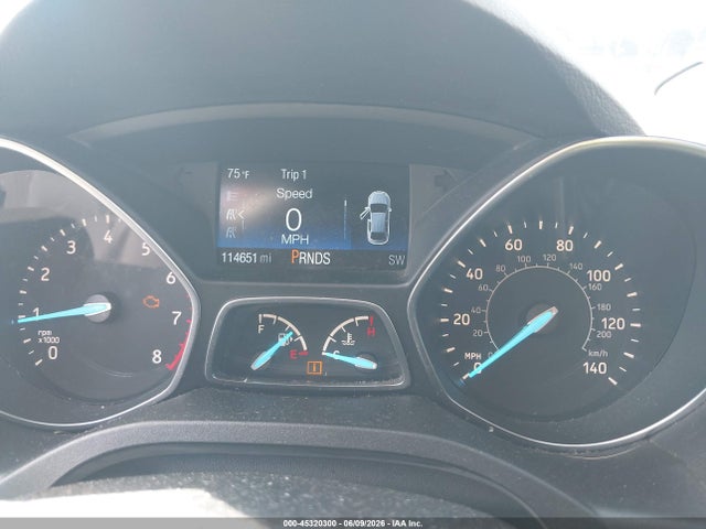 45320300 :رقم المزاد ، 1FMCU0GD6JUC54523 vin ، 2018 Ford Escape Se مزاد بيع
