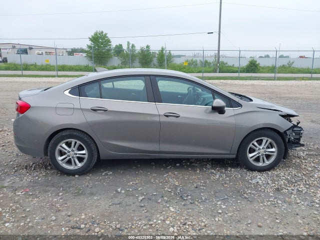 1G1BE5SM6H7131145 Chevrolet Cruze Lt Auto