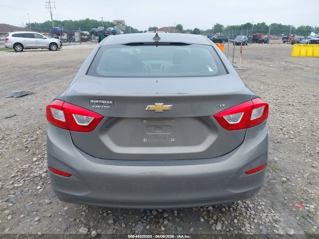 1G1BE5SM6H7131145 Chevrolet Cruze Lt Auto
