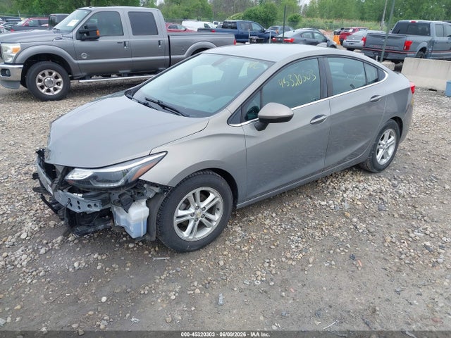 1G1BE5SM6H7131145 Chevrolet Cruze Lt Auto