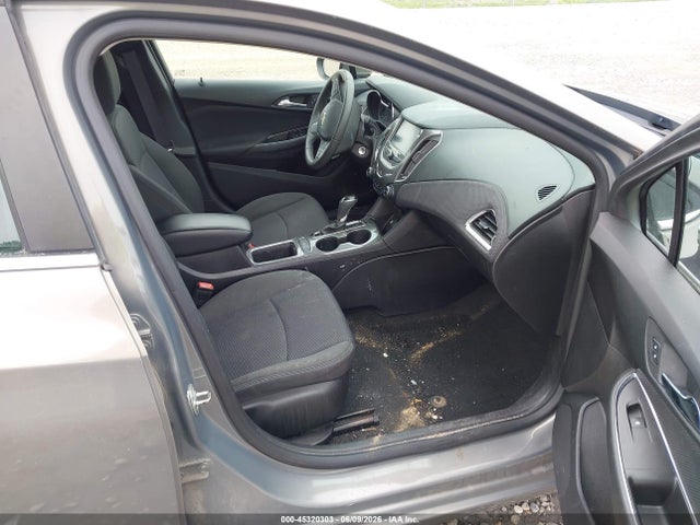1G1BE5SM6H7131145 Chevrolet Cruze Lt Auto